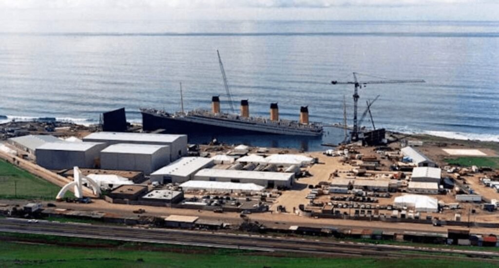 टाइटैनिक2-1-1024x550 टाइटैनिक(Titanic): वो फिल्म जिसने दुनिया को रुला दिया