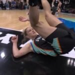 Leonie Fiebich somehow gets the and-1 to fall