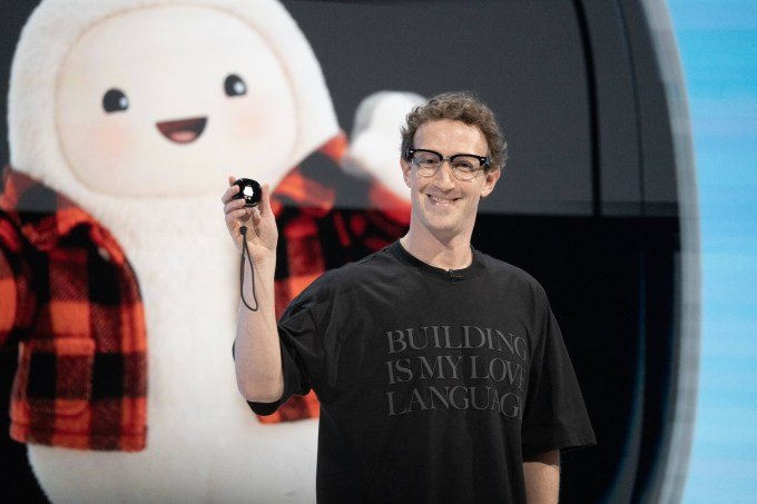 1793424930_308_mark-zuckerberg-muse-charm-getty Last-minute Halloween costumes for tech nerds