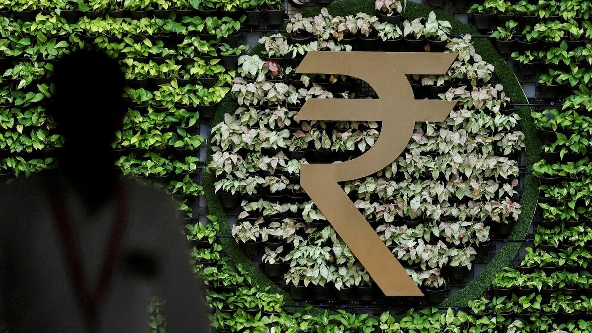 Indian markets continue rally; Nifty and Sensex close 2% up as rupee strengthens