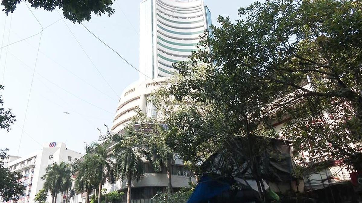 Sensex hits a three-year low amid rising crude prices, reaction to RBI policy