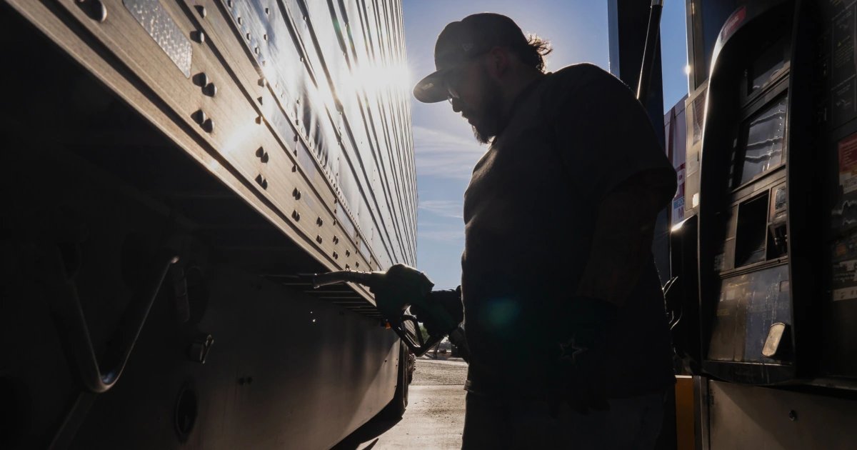 Fuel industry warns against red dye diesel after Trump order