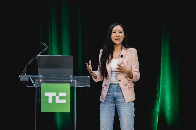 Cathy-Gao TechCrunch Founder Summit 2026: Everything you need to know 