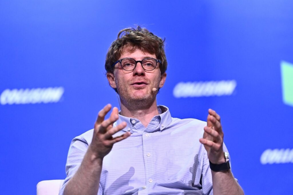 Recursive launches Flint, a laptop coding model it says was largely built by AI Recursive launches Flint, a laptop coding model it says was largely built by AI