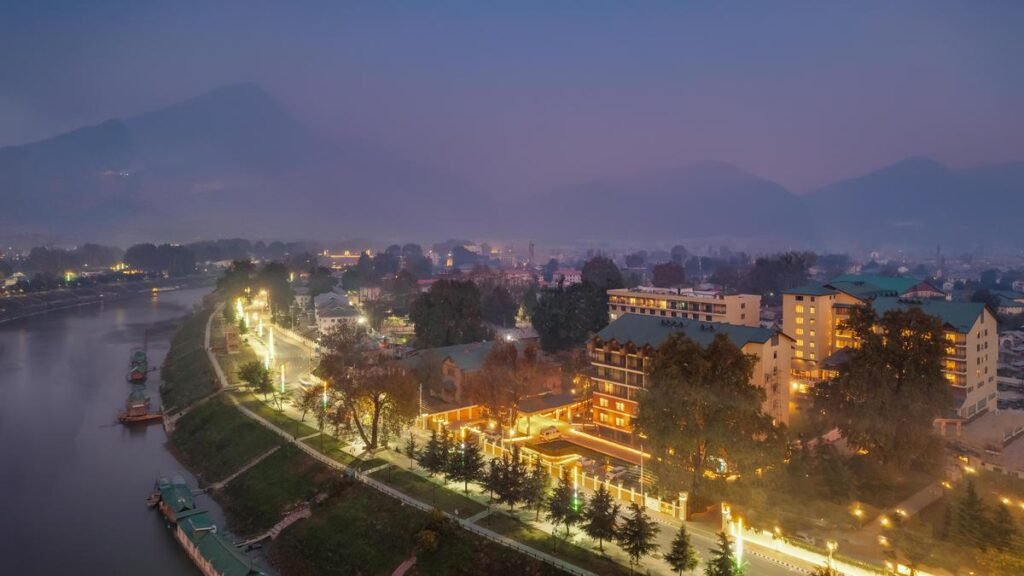 36 Hours in Srinagar: A first-timer’s guide to Kashmir’s capital 36 Hours in Srinagar: A first-timer’s guide to Kashmir’s capital