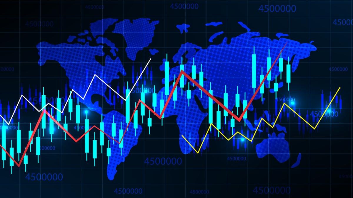 FPIs withdraw ₹48,056 cr from equities in October so far amid elevated crude oil prices FPIs withdraw ₹48,056 cr from equities in October so far amid elevated crude oil prices