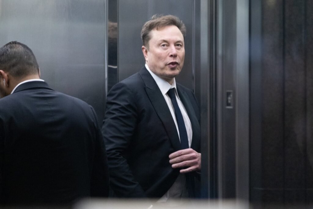 Elon Musk made a  billion investment in Skydance, report says