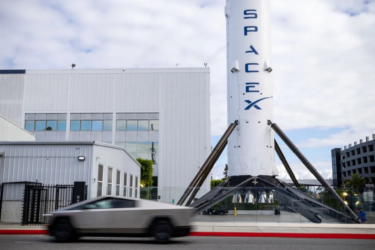 SpaceX and Tesla boards form special committees to review merger SpaceX and Tesla boards form special committees to review merger